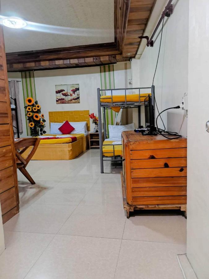 Bed and Breakfast Twentyfour- Seven Transient House Багио Экстерьер фото
